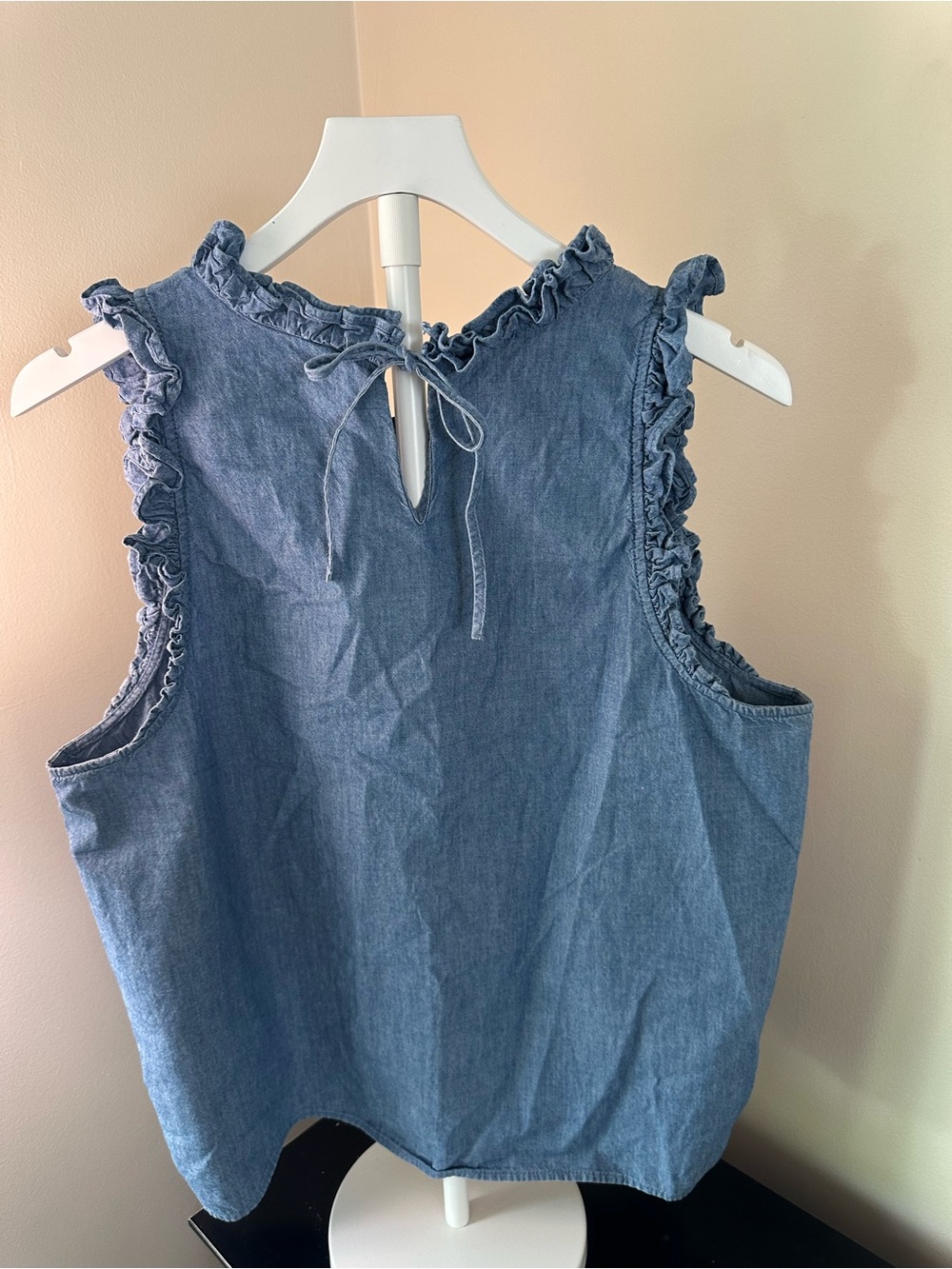 J. Crew Chambray Ruffle Sleeveless Top in Light Blue - Picture 4 of 8